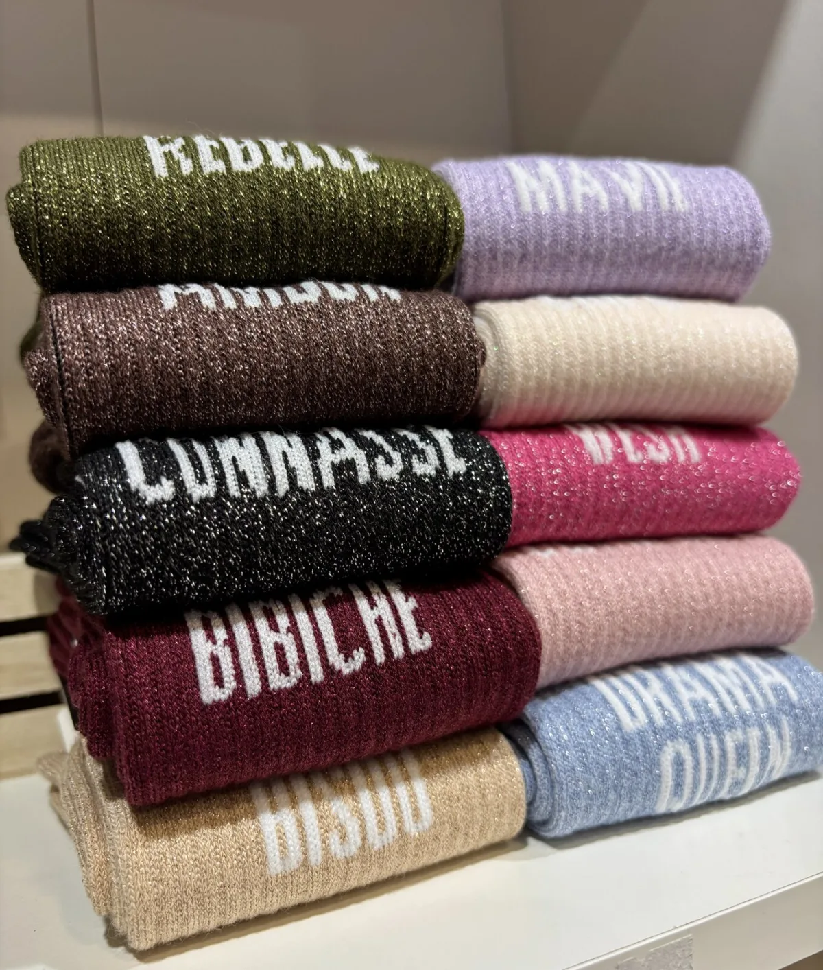 JATOBA DESIGN - Chaussettes à paillettes - Bisou bisou – Image 3