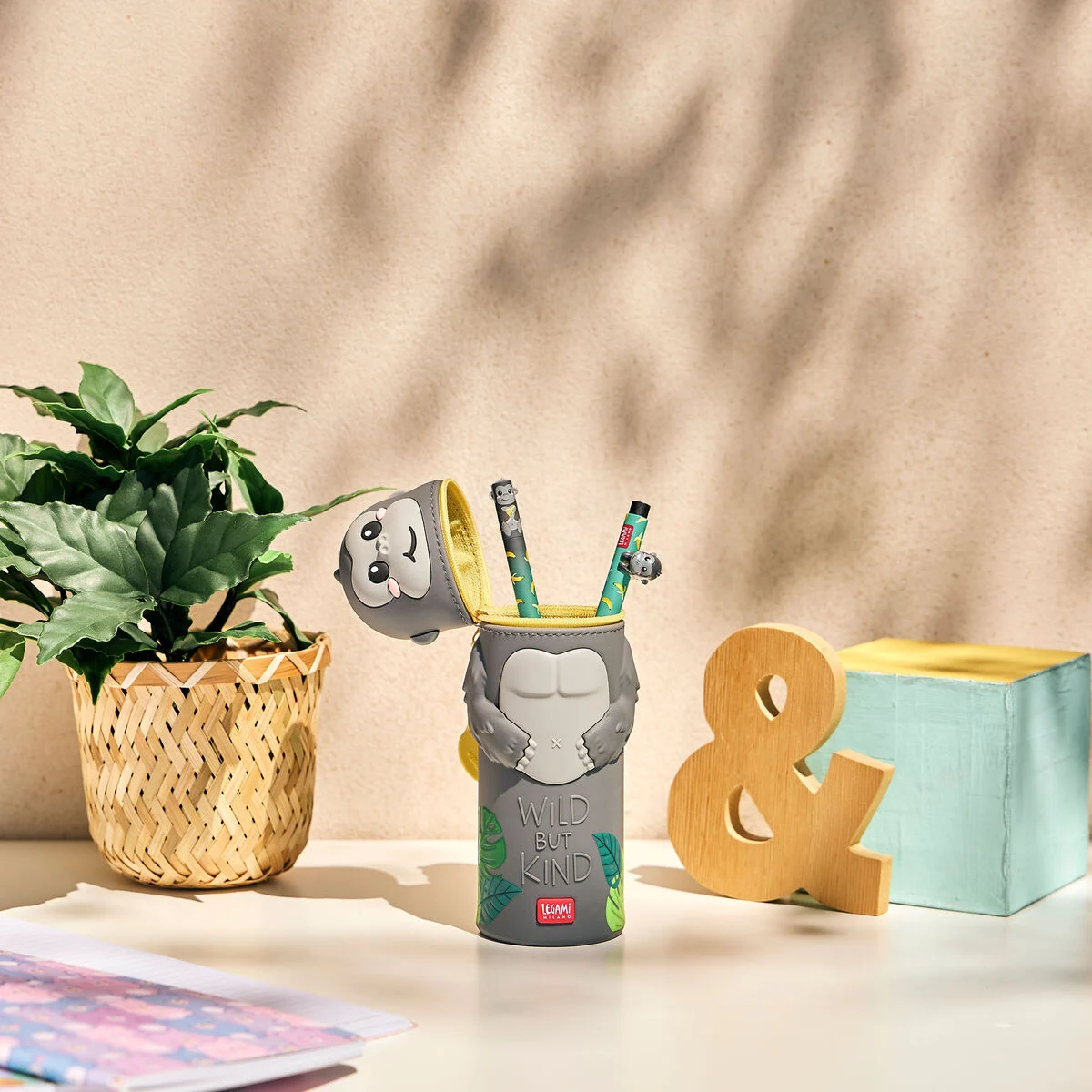 LEGAMI - Trousse 2 en 1 en Silicone Gorilla « Wild but kind » – Image 6