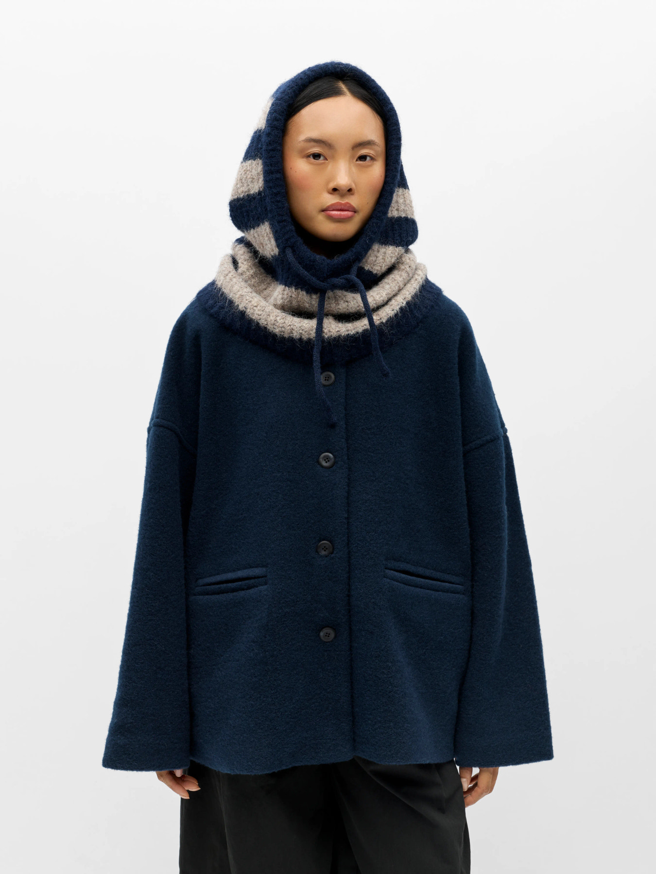 OBJECT – Cagoule en maille MILU – Bleu marine