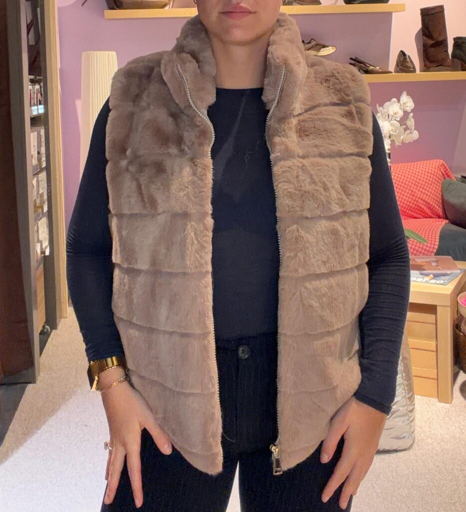 Veste fourrure synthétique – Beige